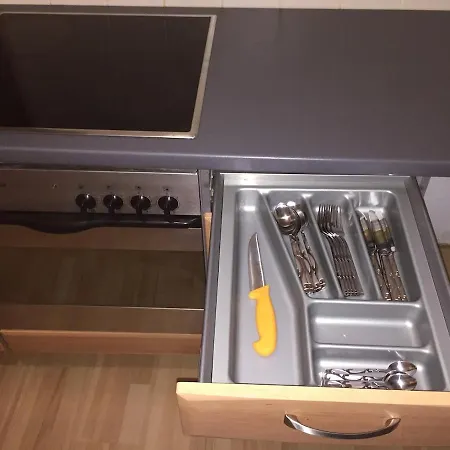 3-zimmer City-apartment, Zentral & Komfortabel Apartament *