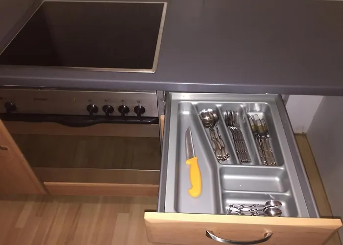 3-zimmer City-apartment, Zentral & Komfortabel Lejlighed *